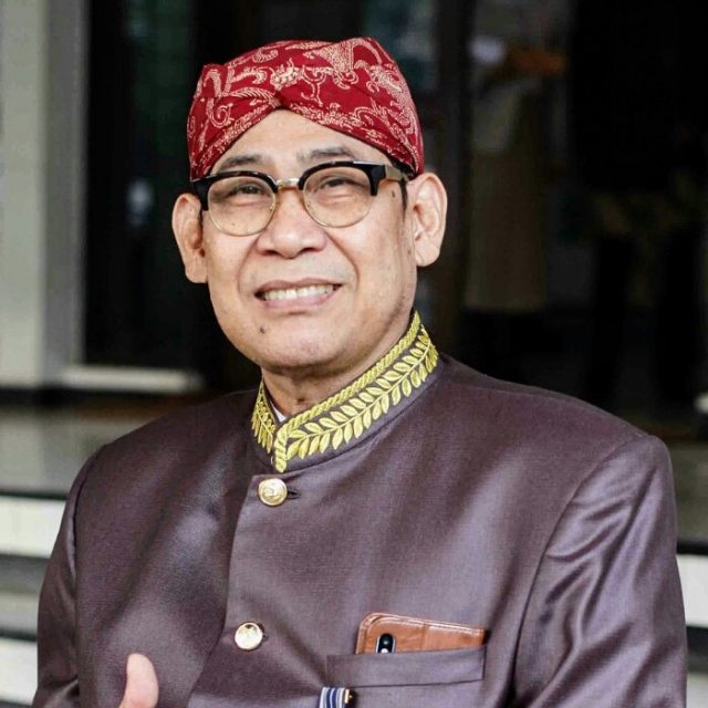 Dr. Gugun Gunardi, M.Hum.